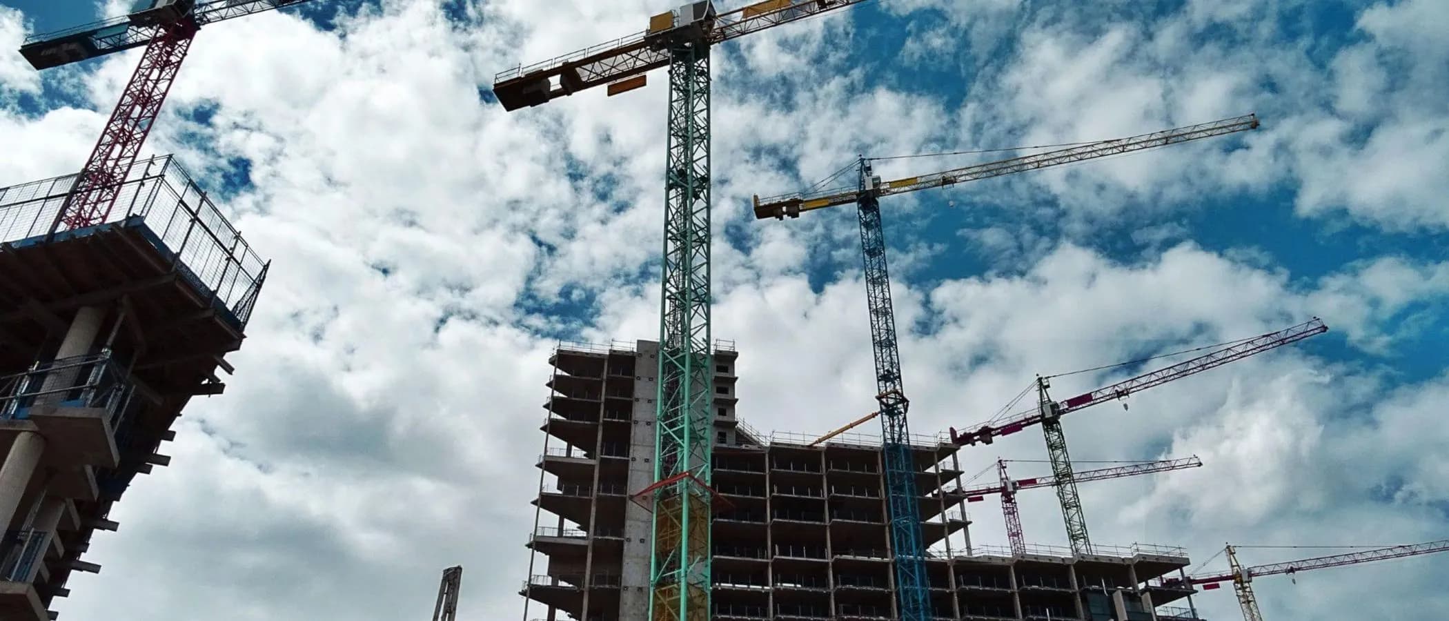 Brazilian Construction Sector Returns to a Cautious State Amid Rising Costs